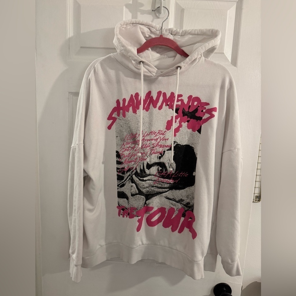 Shawn Mendes Tour Hoodie in White and Pink